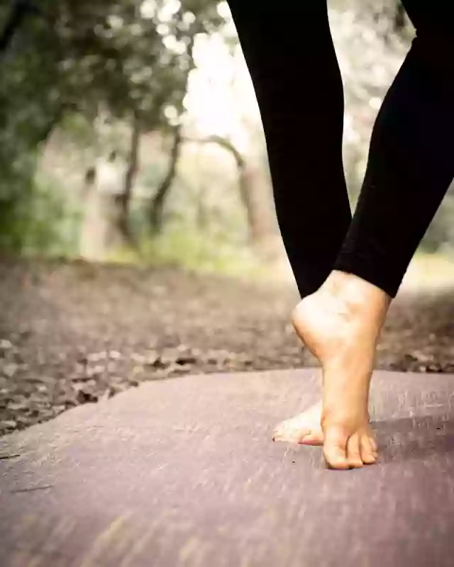 En Entreprise - Carolomoon - Professeur de Yoga Vinyasa - Marseille Vitrolles - top resto AAST