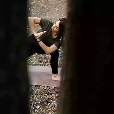 Carolomoon - Professeur de Yoga Vinyasa - Marseille Vitrolles - meilleur restaurant AAST